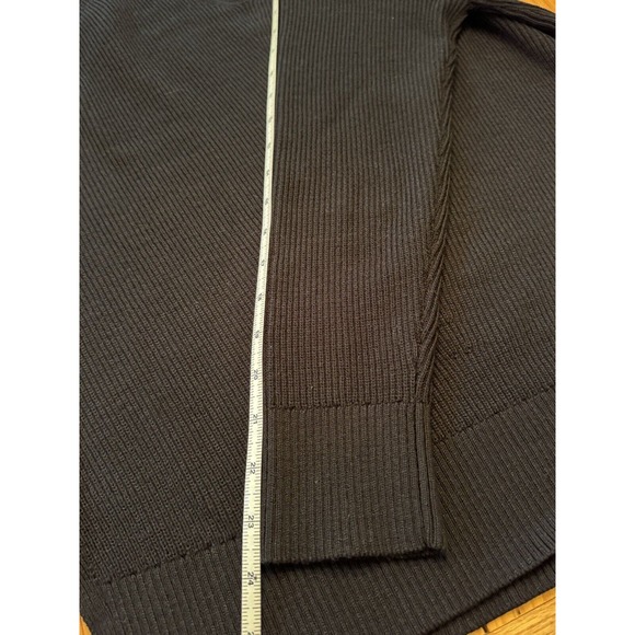 Athleta Hanover V Neck Sweater Gray Merino Wool Blend Women’s Size Medium MINT! - Picture 10 of 10